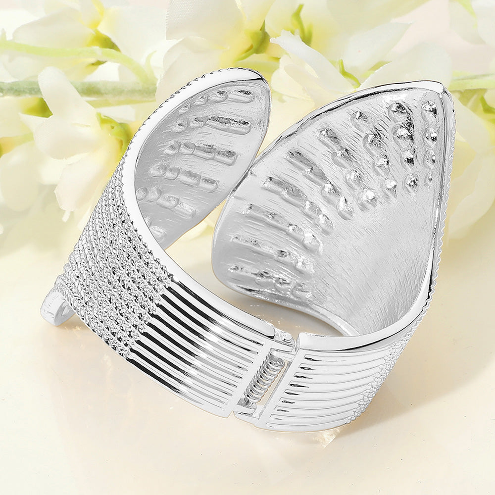 Stone Paved Textured Metal Wide Shell Tip Shaped Hinged Bangle Bracelet