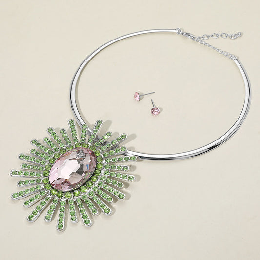 Oval Stone Centered Abstract Pendant Necklace